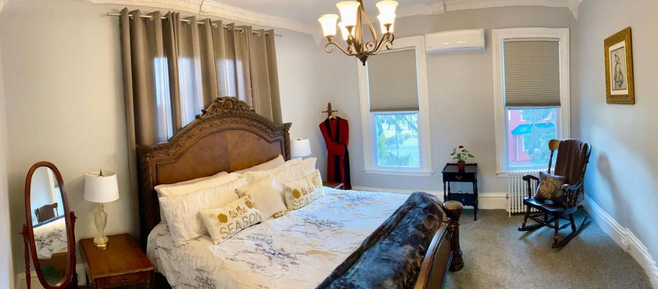 Tillinghast Manor Bed & Brunch Ovid Extérieur photo